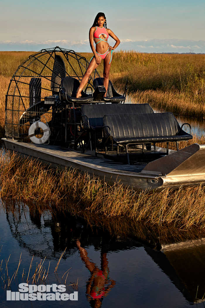 X163502_TK5_00259WMweb